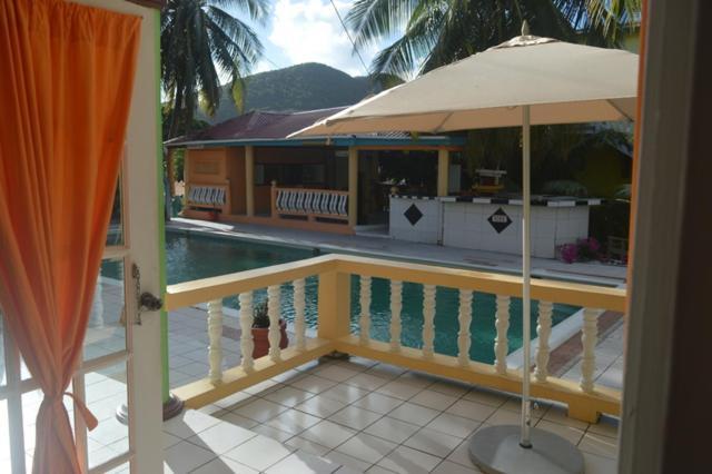 Bay Heights B&B Gros Islet Ngoại thất bức ảnh