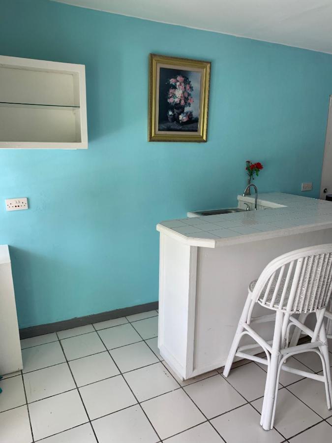 Bay Heights B&B Gros Islet Ngoại thất bức ảnh